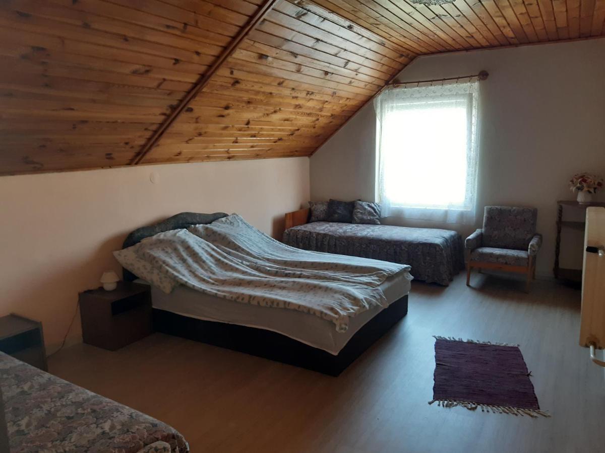 Toldi Apartman Hotel Keszthely Bagian luar foto